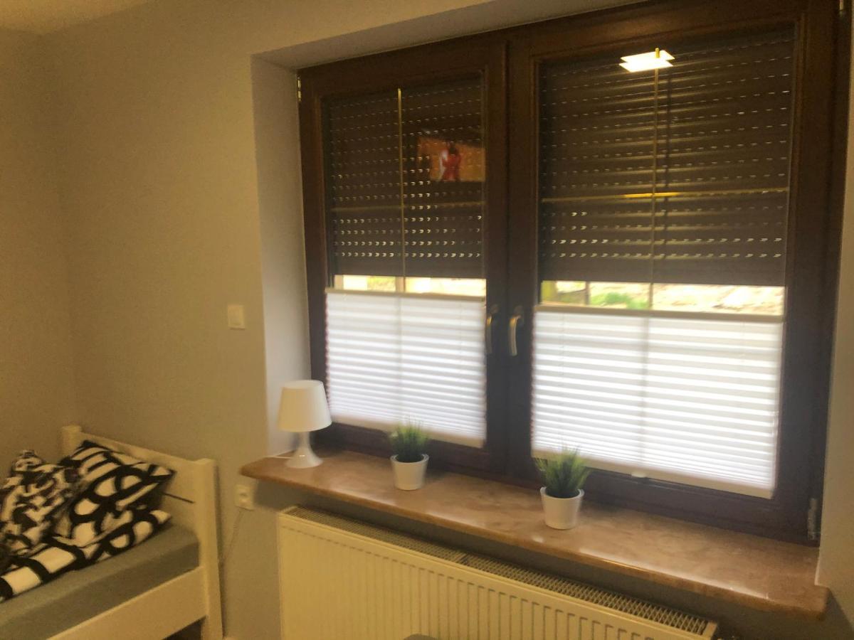 Klimatyzowane Apartamenty I Pokoje Przy Targach كيلتشي المظهر الخارجي الصورة
