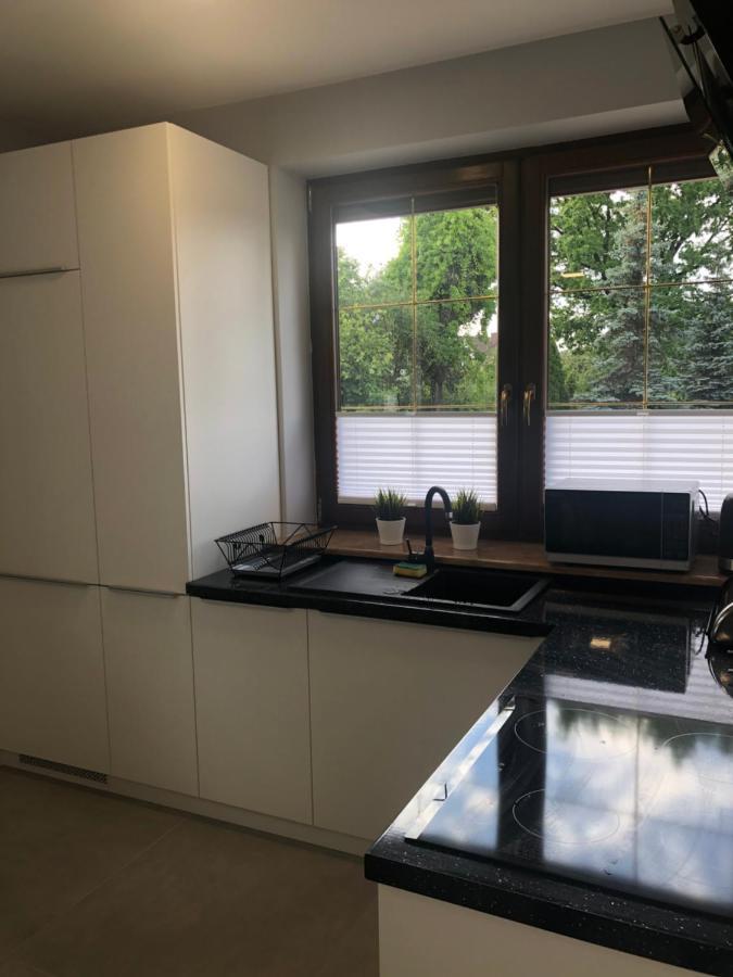 Klimatyzowane Apartamenty I Pokoje Przy Targach كيلتشي المظهر الخارجي الصورة