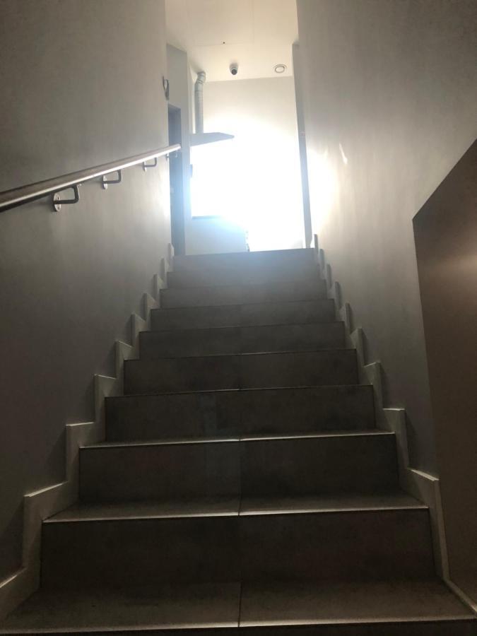 Klimatyzowane Apartamenty I Pokoje Przy Targach كيلتشي المظهر الخارجي الصورة